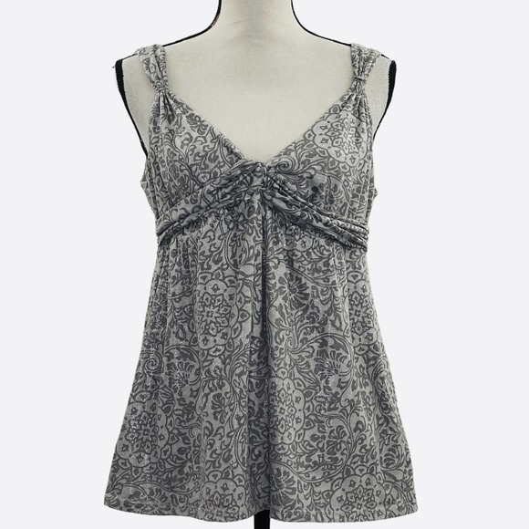 NEW York & Company Gray Floral Blouse Size Medium - Picture 3 of 9